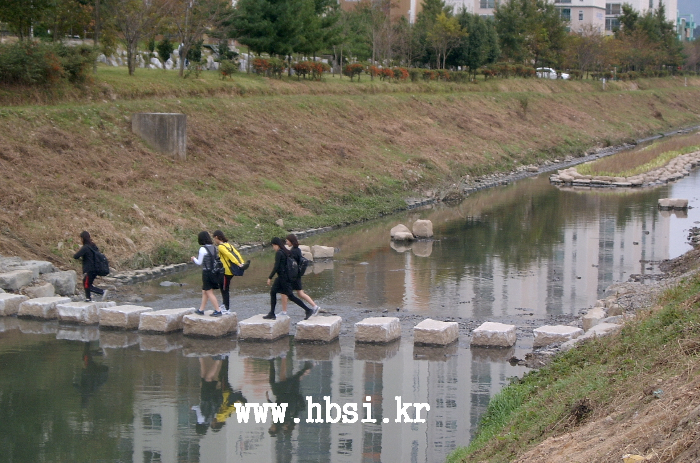 첨부이미지